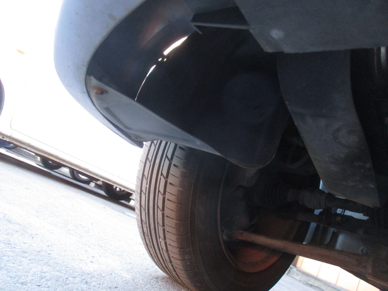 デミオ ｄｙ３ｗ フロントバンパー交換 ヘッドライト修理 新生オート飯能 みんなのブログ