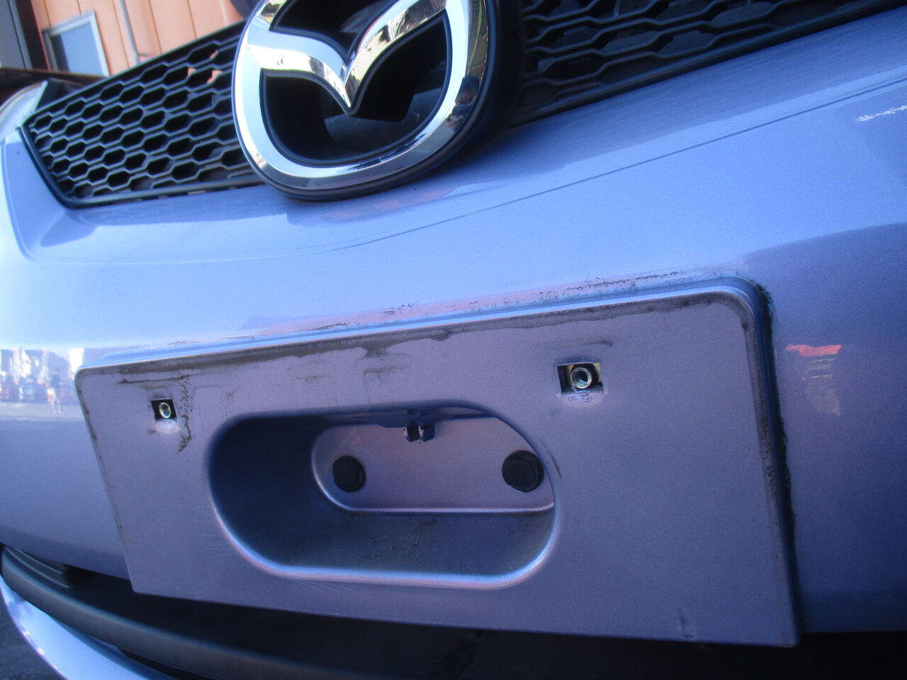 デミオ ｄｙ３ｗ フロントバンパー交換 ヘッドライト修理 新生オート飯能 みんなのブログ