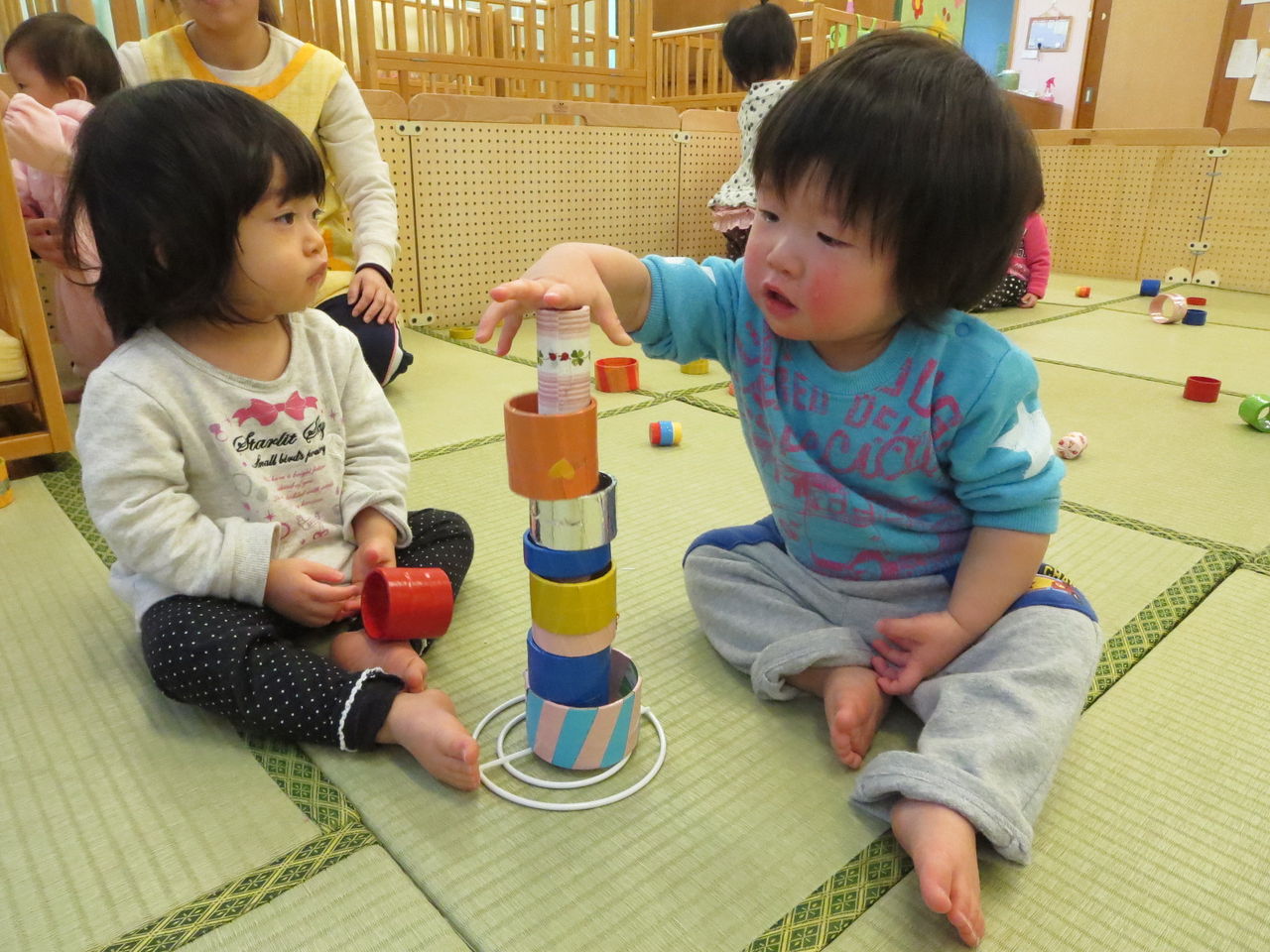 はな組の室内遊び 手作り玩具で遊ぶ さわやか 日記