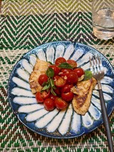 カジキのみにとまととソース添え