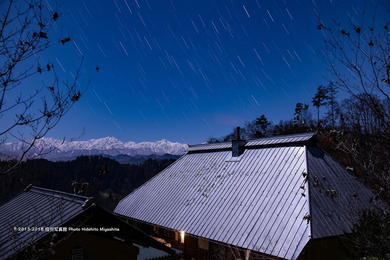 月夜の仁科三山