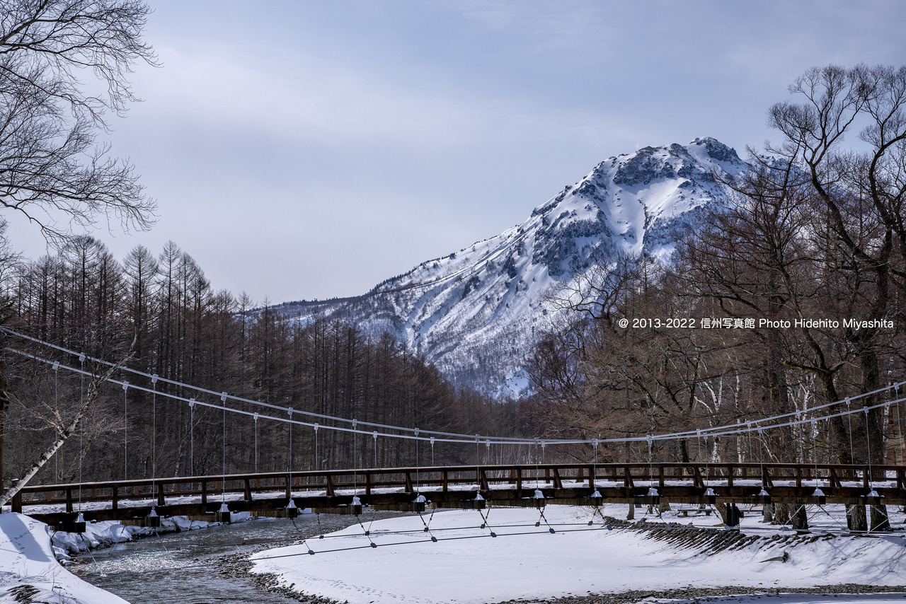 焼岳と河童橋_20220308-_DSC0593