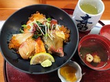 いくら入り海鮮丼@喜船