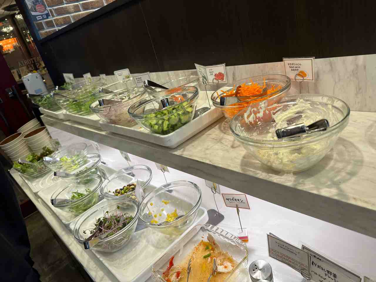 六本木一丁目) アパホテルのランチサラダバーが最高すぎる件