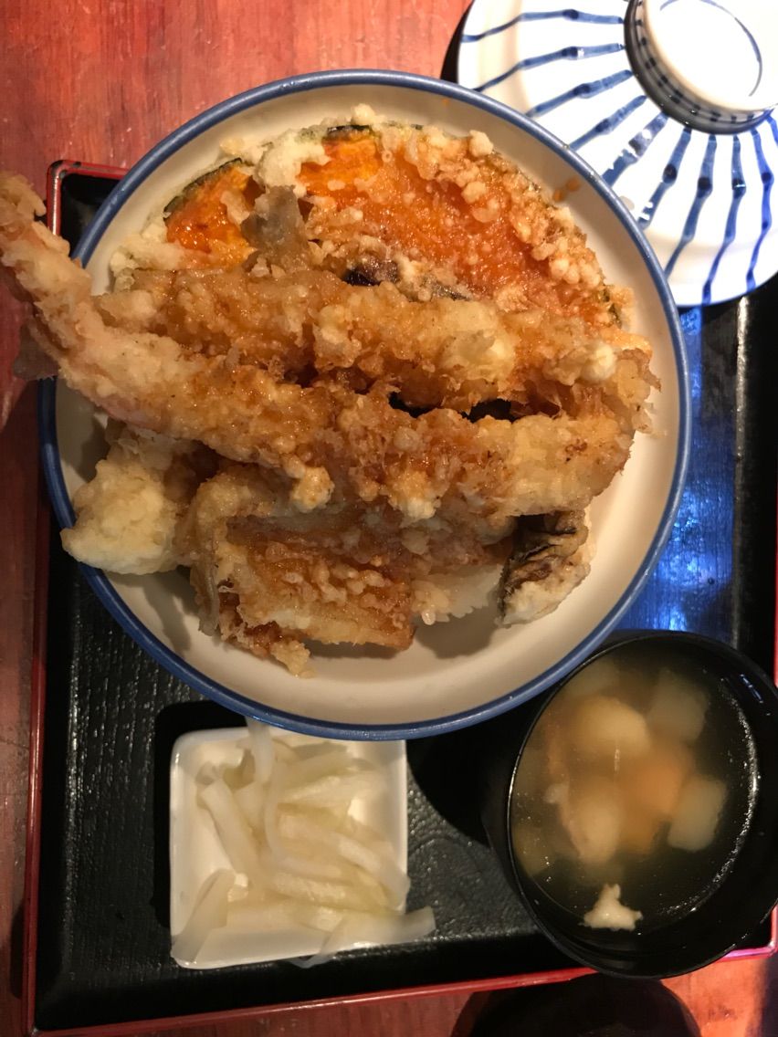 六本木 駄菓子屋さんでメガ盛り天丼 クリーミーの溜池山王 赤坂 六本木 虎ノ門 新橋界隈 ランチブログ 六本木 駄菓子屋さんでメガ盛り天丼 クリーミーの溜池山王 赤坂 六本木 虎ノ門 新橋界隈 ランチブログ