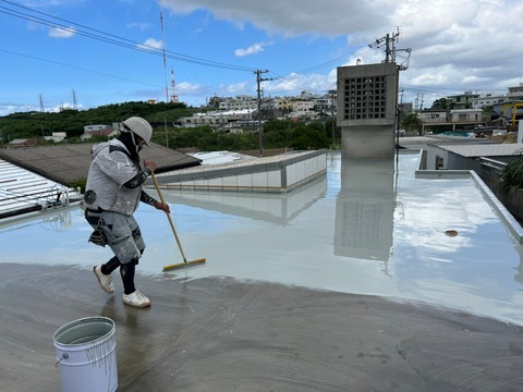 LINE_ALBUM_嘉数邸屋上西側壁断熱遮熱工事_221013_120