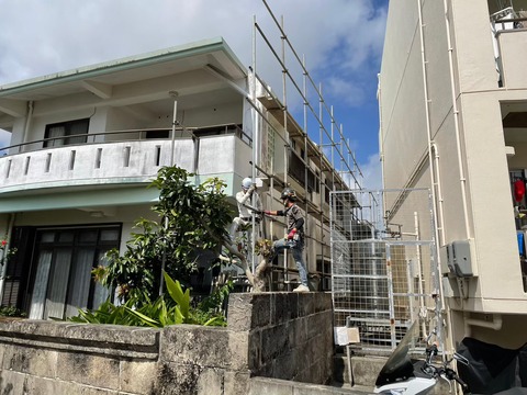 LINE_ALBUM_知念様二世帯住宅塗替え工事プランB_230424_177