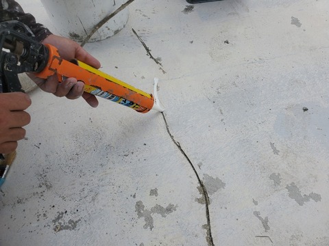 LINE_ALBUM_嘉数邸屋上西側壁断熱遮熱工事_221013_68