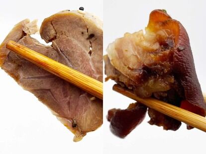 (左)豚肉をじっくり煮込んで作り上げるという「ポッサム」。(右)豚足を自家製タレで6時間煮込んだ「チョッパル」