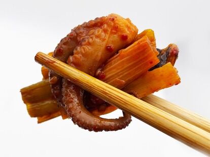 唐辛子やコチュジャンの辛さがヤミツキに!