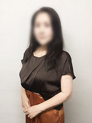 staff-1800-thumbnail