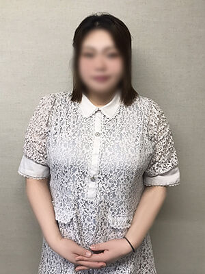 staff-1877-thumbnail