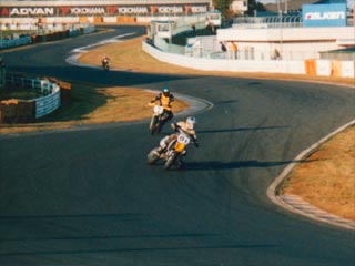 ターミネーターズ 中しゃち 中島将登 選手 優勝 ボリスシャンボンとモタード Shinyo Mag シンヨ マグ