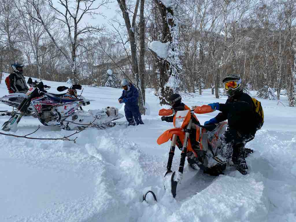 噂のスノーバイクを乗って来た！】 北海道スノーバイクツアー in