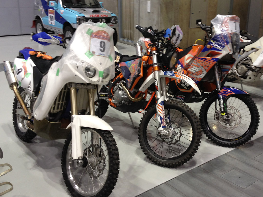 【中古】 モンゴル近現代短編小説選/パブリック・ブレイン/Ｇ．アヨルザナ 中古】 モンゴル近現代短編小説選/パブリック・ブレイン/G