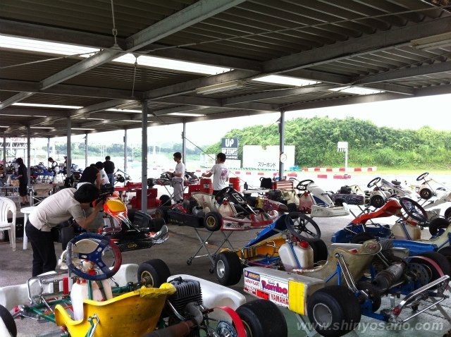 初めてのスプリントのカートレースに出場 WEEK END RACE in 新 初めてのスプリントのカートレースに出場 WEEK END RACE in 新