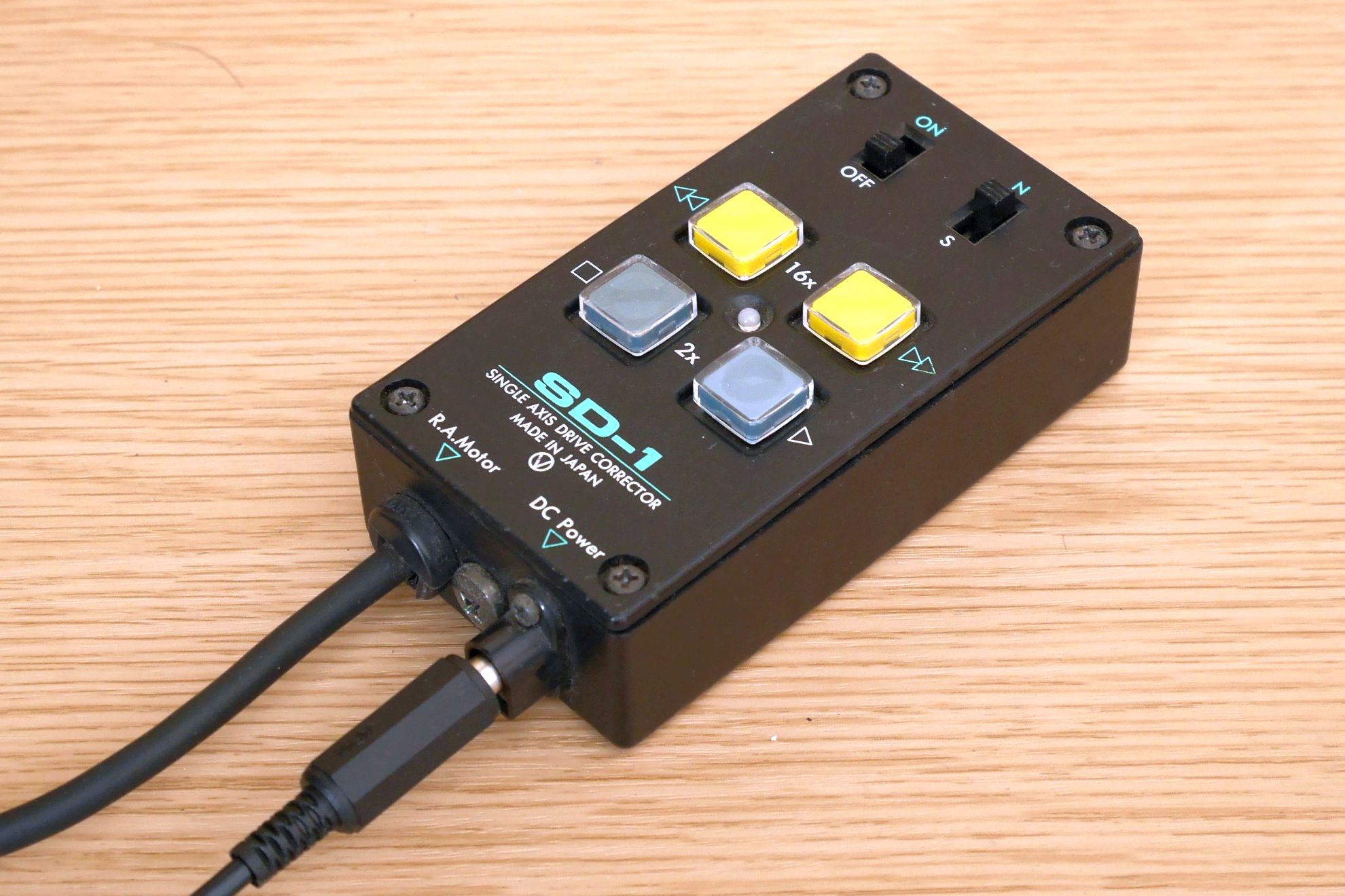 ビクセン SD-1 コントローラー 天体望遠鏡　モータードライブ Yahoo!オークション -「sd-1 ビクセン」(家電、AV、カメラ) の