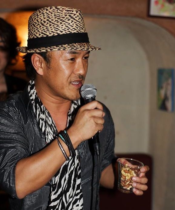 10168880_729956683716289_28144495_n