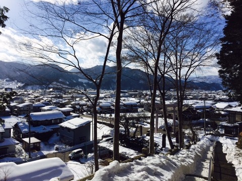 古川の町