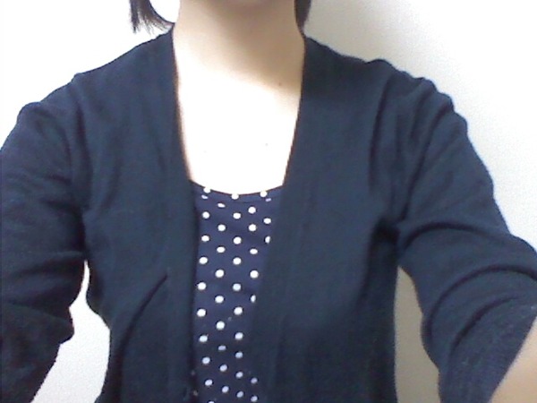 女性 肩幅 広い 悩み