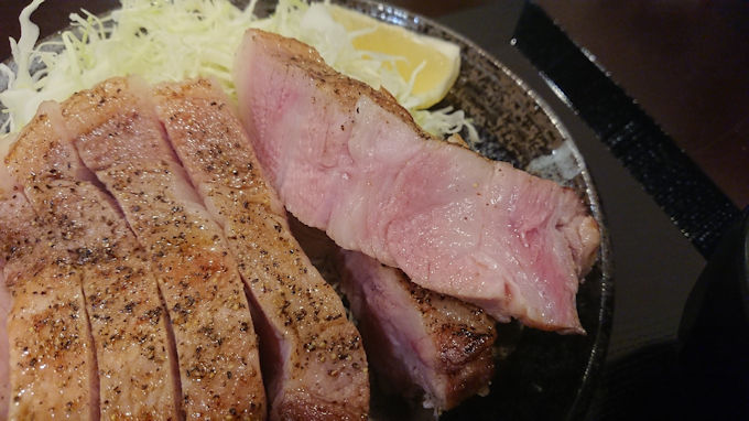 上尾 キセキ食堂でキセキの豚肉料理を食らう シロクマ市 広報課 上尾 キセキ食堂でキセキの豚肉料理を食らう シロクマ市 広報課