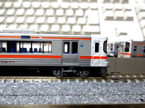 313系MODEMO_先頭側面2