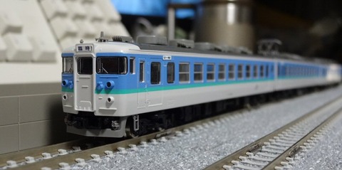 169系長野色_全景