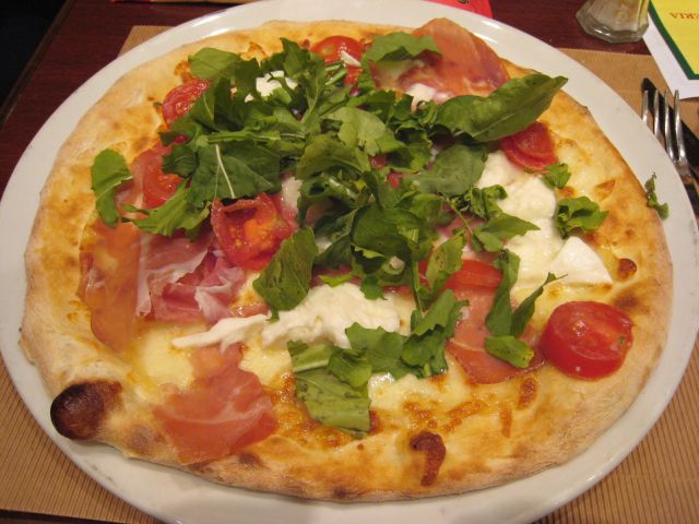 超おすすめ 絶品 ミラノ名物 フカフカ カリカリ ピザ ミラノ駐在ブログ 超おすすめ 絶品 ミラノ名物 フカフカ カリカリ ピザ ミラノ駐在ブログ