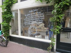 Amsterdam64