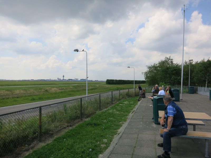 スキポール空港近く 飛行機を間近で見よう Amstelveen Blog