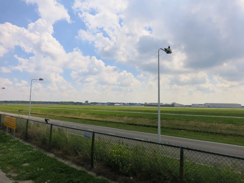 スキポール空港近く 飛行機を間近で見よう Amstelveen Blog