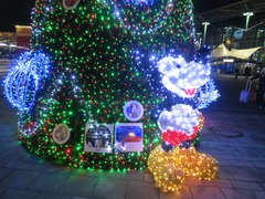 DisneyTree02