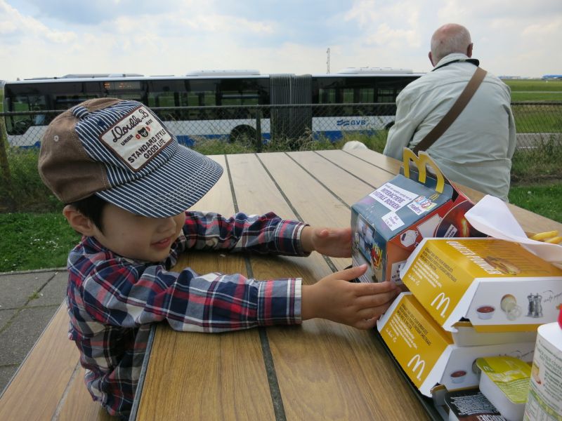 スキポール空港近く 飛行機を間近で見よう Amstelveen Blog