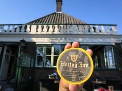 Hertog10