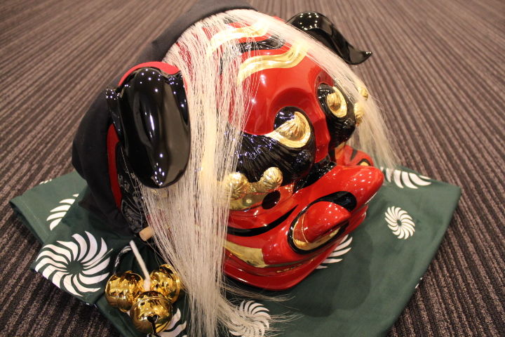 獅子頭　獅子舞 獅子頭 獅子舞 準国産獅子頭 宇津一尺 練り歩き仕様ケース付