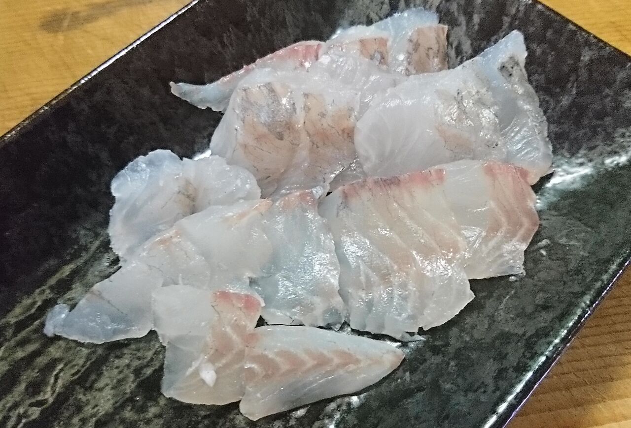 21年4月釣行記録 和歌山の堤防で春のフカセ釣り 渋い中でのリベンジの結果は グレ釣り メジナ釣り 猪丸の釣りとグルメと