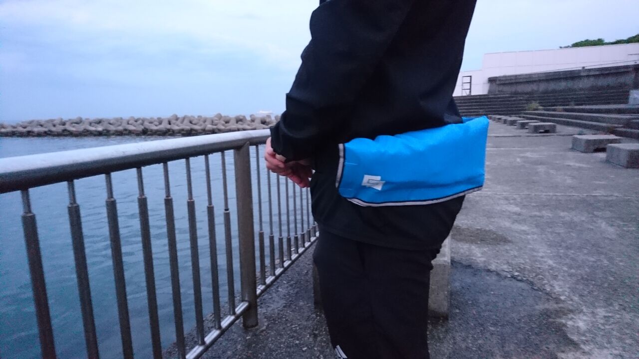 装着画像あり 4000円の格安ライフジャケット 腰巻きタイプ 手動式 を購入 インプレ 予算5000円以下 猪丸の釣りとグルメと 装着画像あり 4000円の格安ライフジャケット 腰巻きタイプ 手動式 を購入 インプレ 予算5000円以下 猪丸の釣りとグルメと