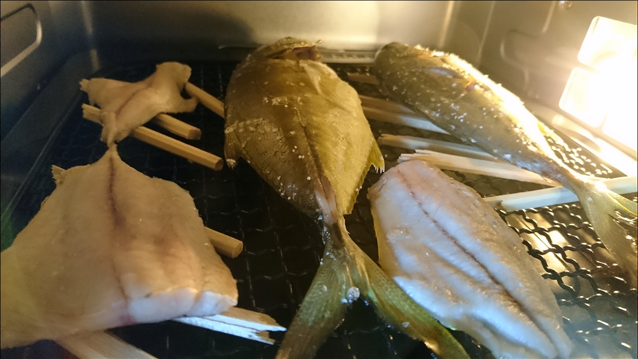 メッキは赤身 白身 高知で釣ったメッキの刺身と塩焼き ライトゲーム 猪丸の釣りとグルメと メッキは赤身 白身 高知で釣ったメッキの刺身と塩焼き ライトゲーム 猪丸の釣りとグルメと