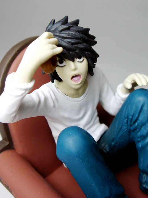 デスノートリアルフィギュアコレクション」のLが出た。 : 食玩トピックス