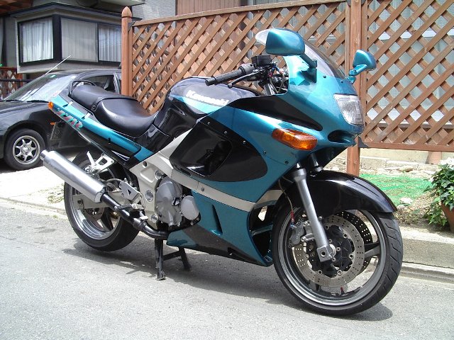 ZZR400-K型規制前58馬力
