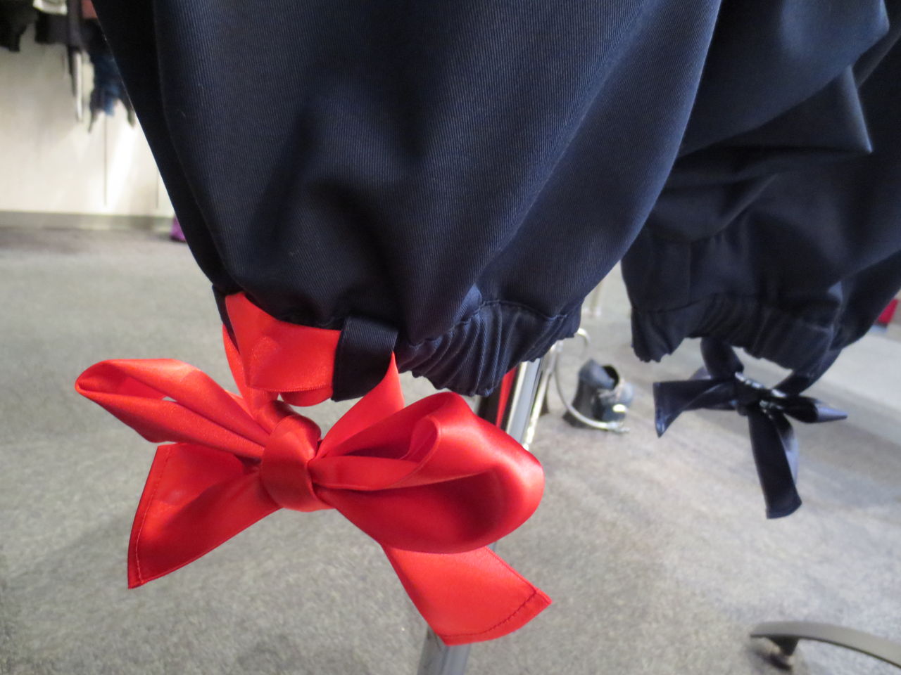 ネバアランド リボニッシュネクタイ(赤縞) 楽天市場】【中古