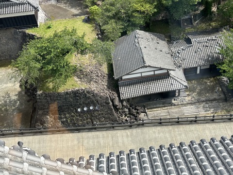 302C8C26-EE9E-411F-80D0-570E019C9849