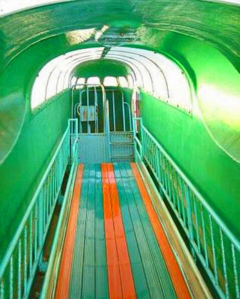 人気のスペースシャトル型滑り台 日本平運動公園 こども広場 (静岡県