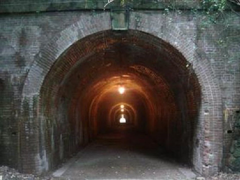 25850