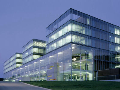 イギリスのBBCビルが高級ホテルに変身