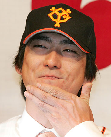 巨人 小笠原が正式に誕生 あれ ヒゲは 徒然なるままに自然の流れで 巨人 小笠原が正式に誕生 あれ ヒゲは 徒然なるままに自然の流れで