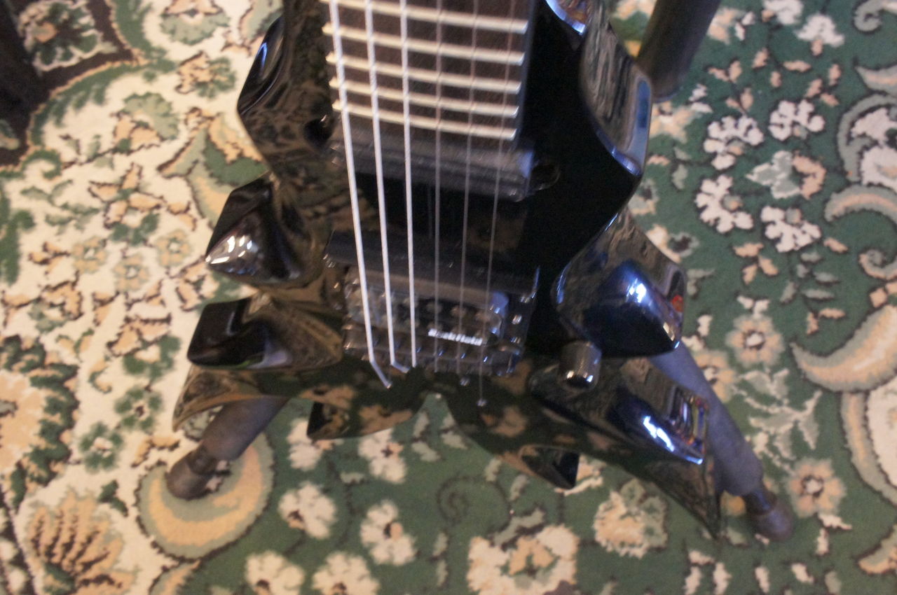 龍が如く B.C.Rich / Draco : 松栄堂楽器【燃えよギター】