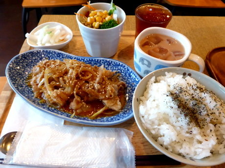P1000890