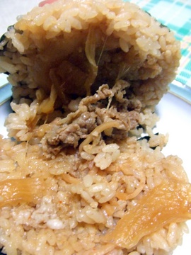 ���˥���