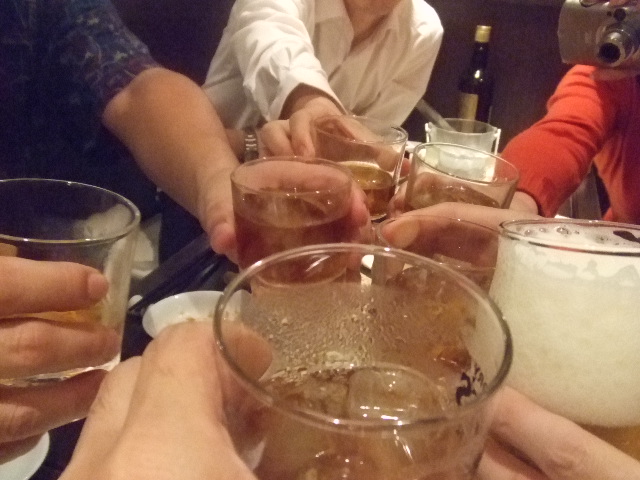 玲玲乾杯